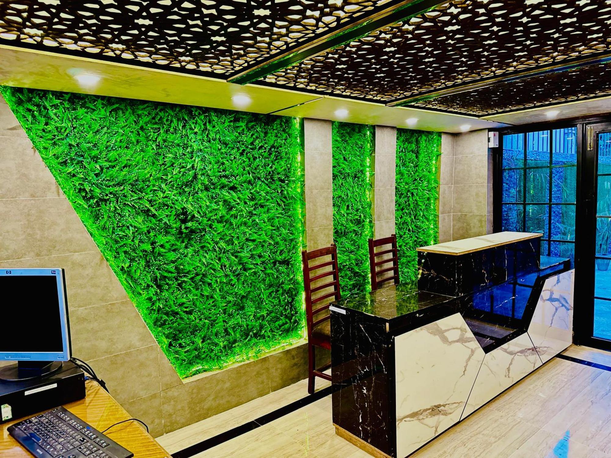 Blue Moon Continental Hotel Islamabad Ngoại thất bức ảnh