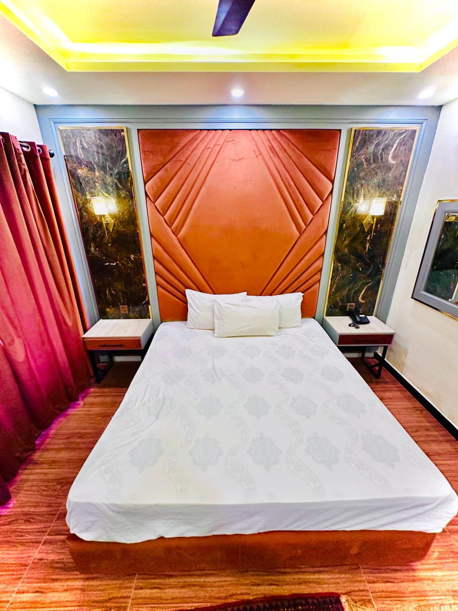 Blue Moon Continental Hotel Islamabad Ngoại thất bức ảnh