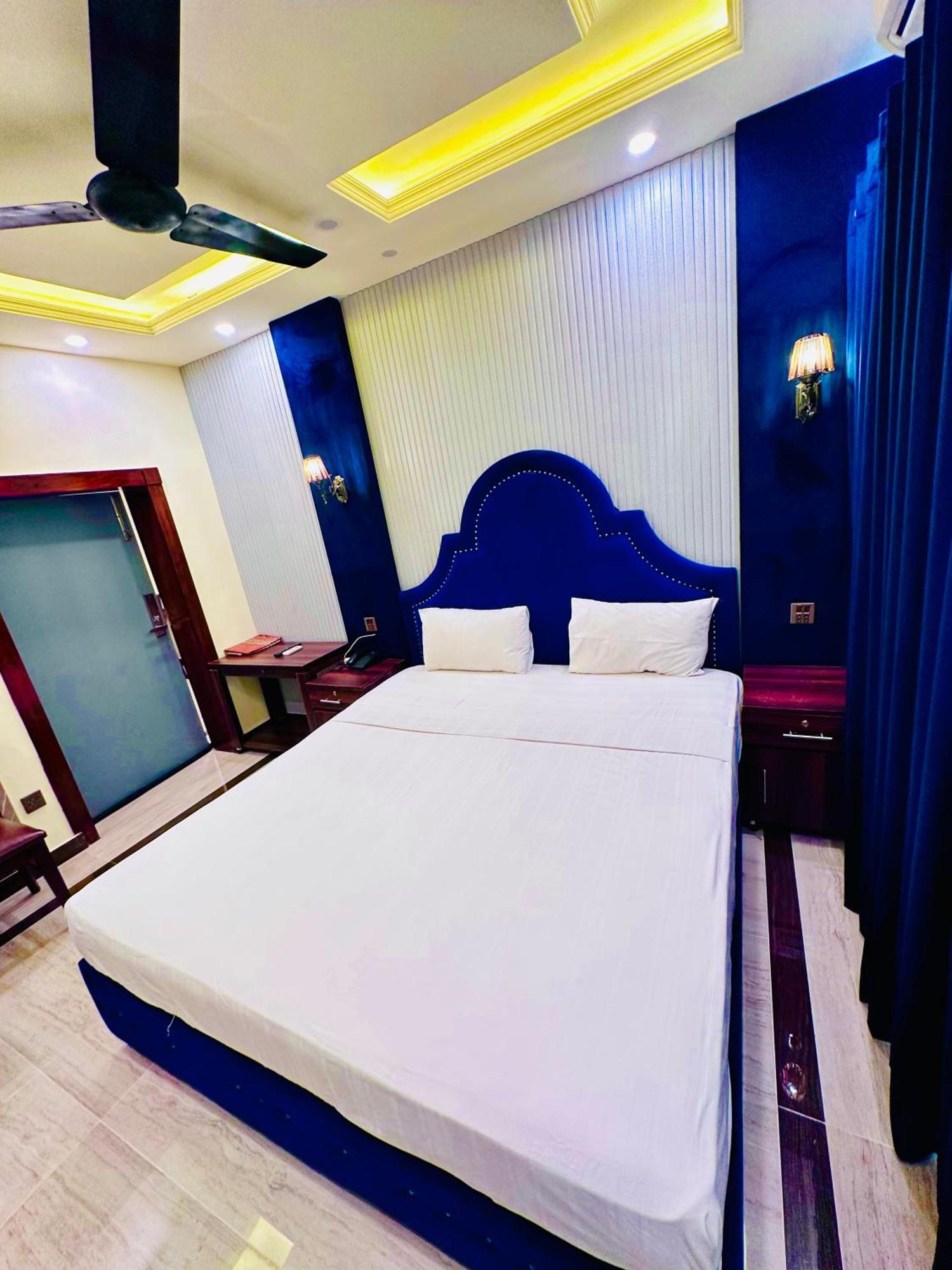 Blue Moon Continental Hotel Islamabad Ngoại thất bức ảnh